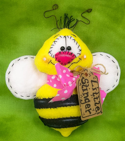Stinger Bee Primitive – On the Wall Charm