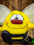 Honey Pleez Bumble Bee Primitive